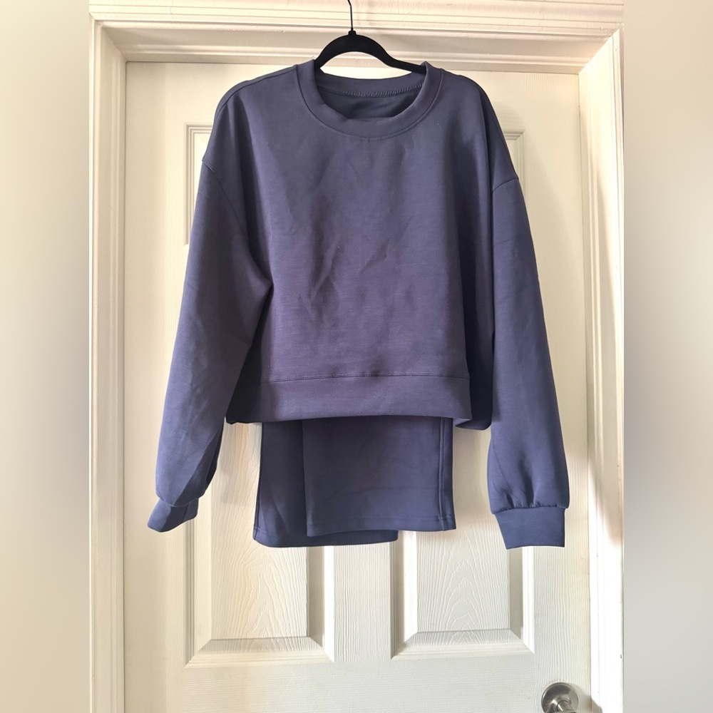 Women's long-sleeved sweatshirt and sweat pant set  extremely comfy Navy Sz 3x